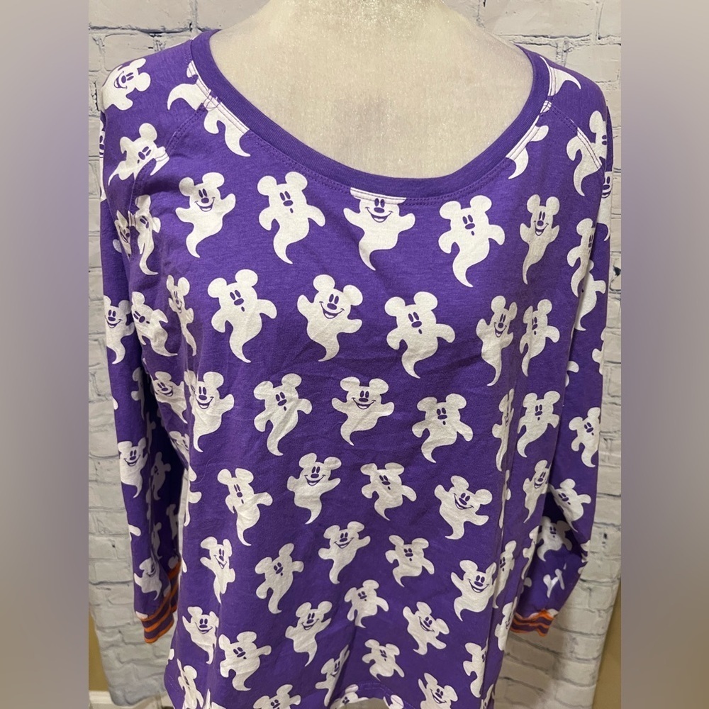 Disney Long Sleeve Top Womens Mickey Mouse Ghosts Halloween Purple Size XL - Picture 2 of 7